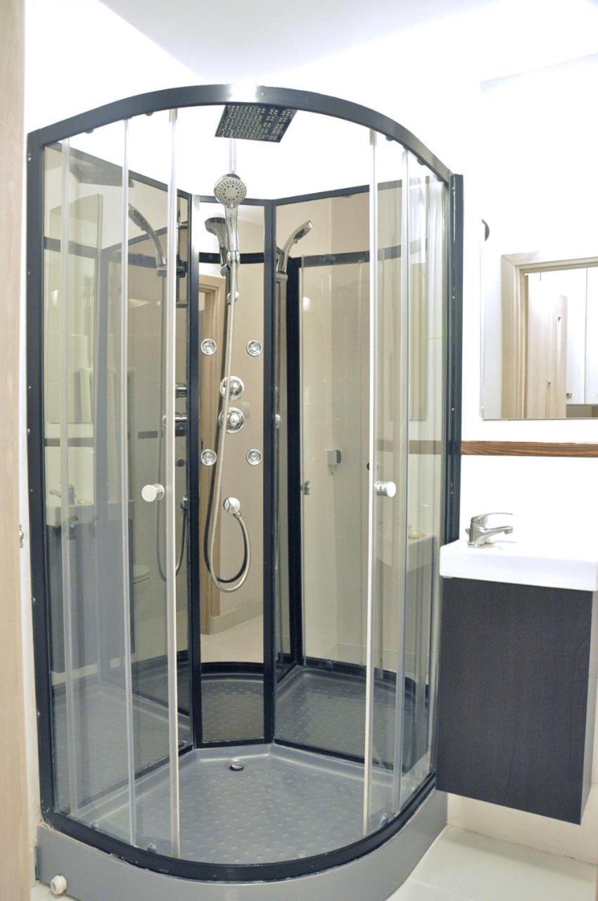 And Comfy Close To Old Town And Metro. Apartment Warsaw