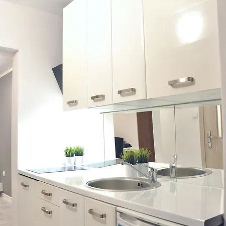 Nice And Comfy Studio Close To Old Town And Metro. Warszawa Zewnętrze zdjęcie