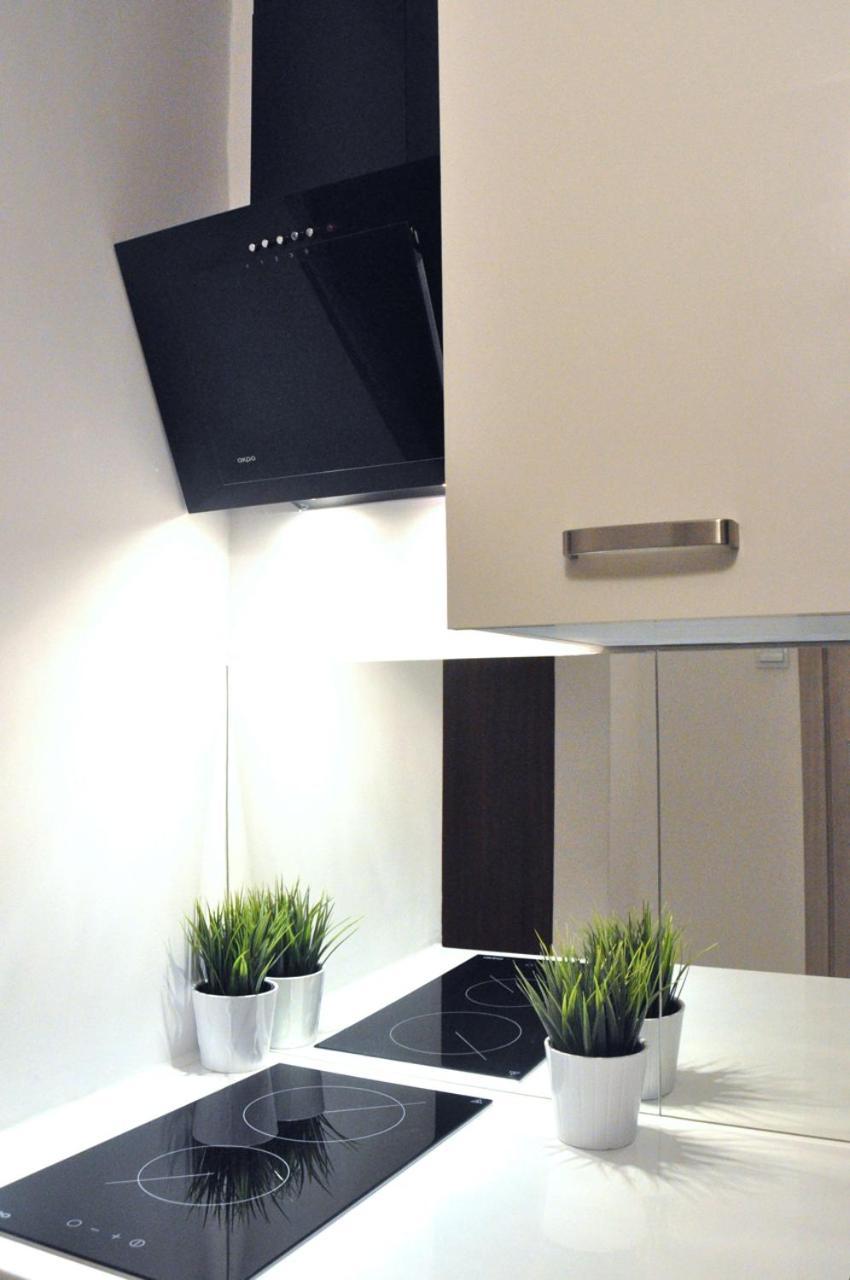 And Comfy Close To Old Town And Metro. Apartment Warschau