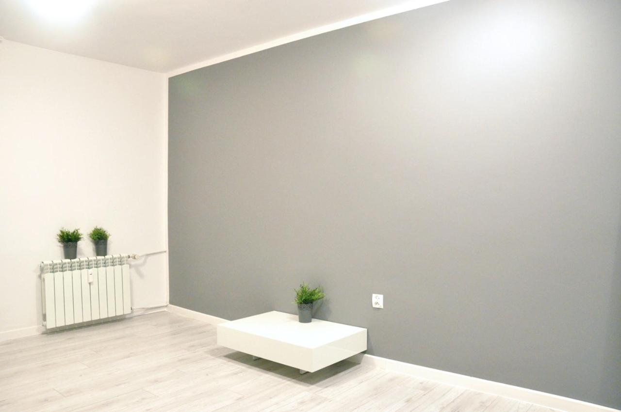 And Comfy Close To Old Town And Metro. Appartamento Varsavia