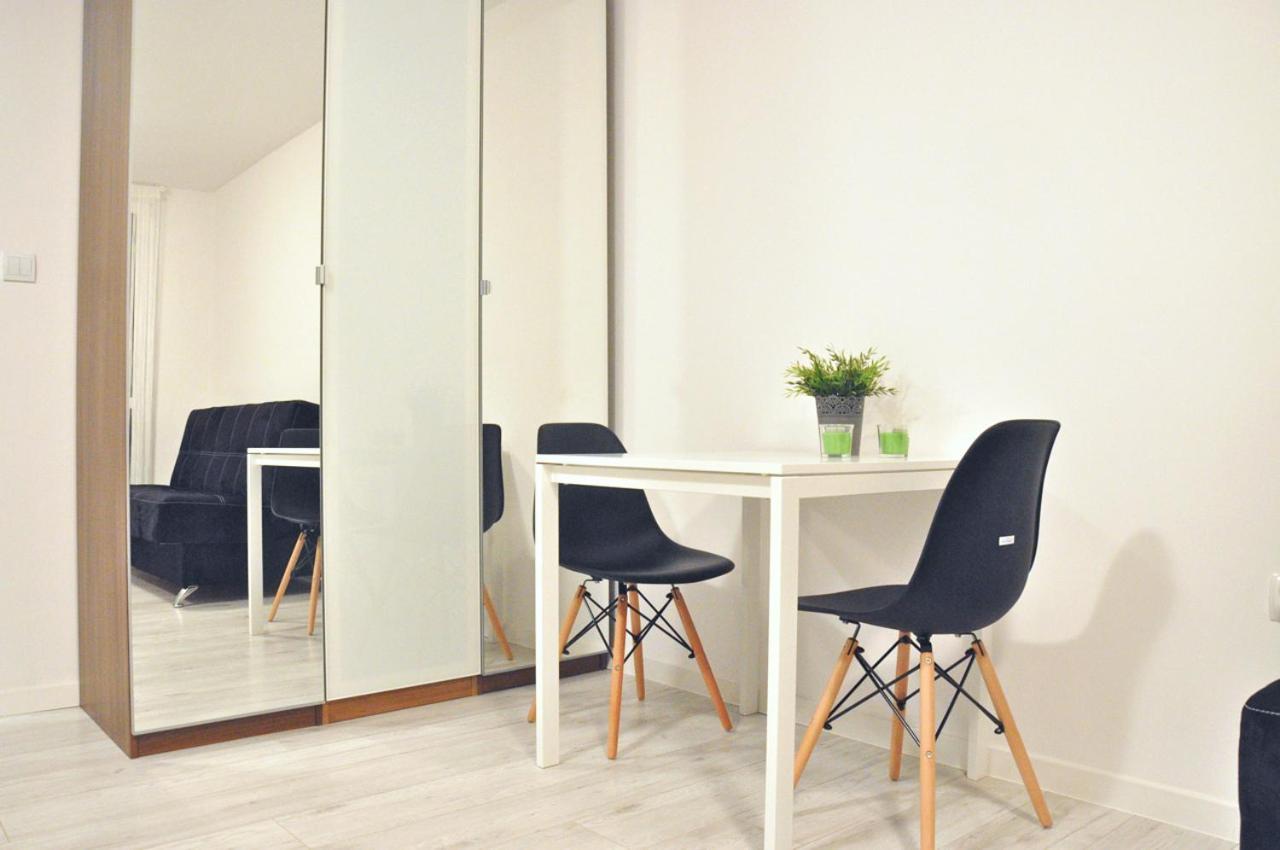 And Comfy Close To Old Town And Metro. Apartament *